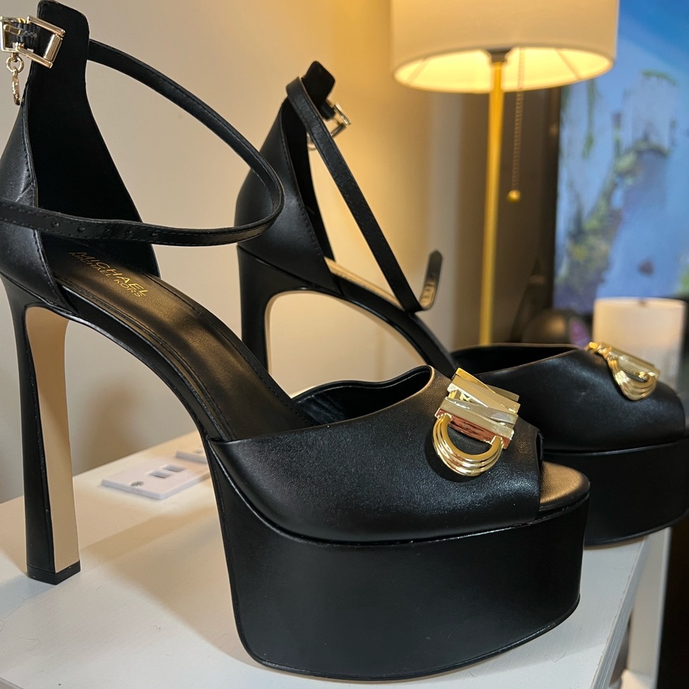 Michael Kors Black Platform Heels - Women’s Designer Pumps - Picture 6 of 7